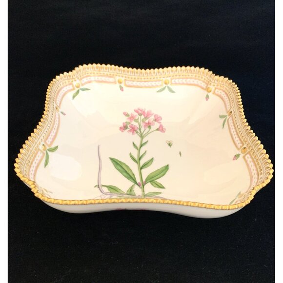 Royal Copenhagen Flora Danica Serving Bowl Dentaria Bulbifera 20/3510 Gilt Edge - Picture 2 of 15